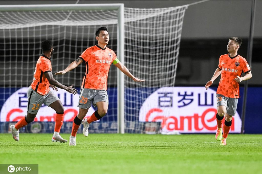 今晚中超传出新动向;金州勇士复出首秀;管理层表态:赛场秩序良好;控场能力受关注的简单介绍 今晚中超传出新动向;金州勇士复出首秀;管理层表态:赛场秩序良好;控场能力受关注的简单介绍