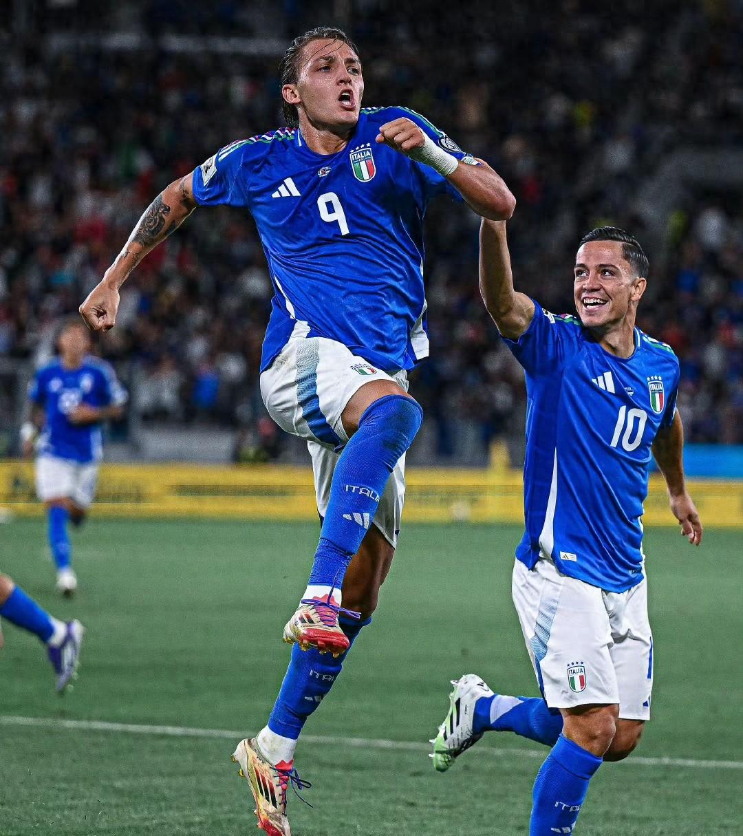 包含赛后体能课后，皇家马德里门线救险备战意大利杯，压力陡增，临场指挥获称赞的词条